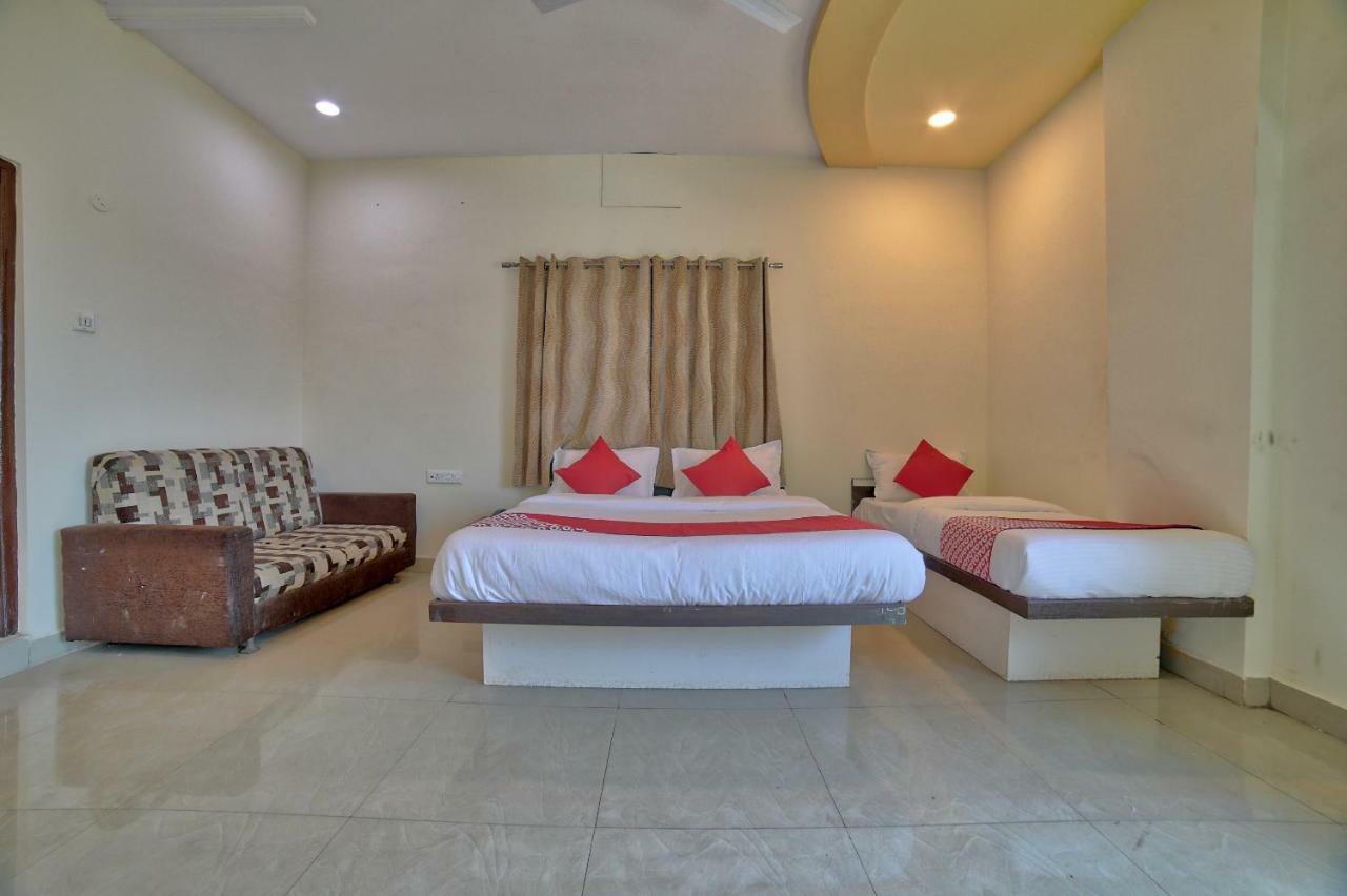 Oyo 35538 Hotel Risha Chandrapur Ngoại thất bức ảnh