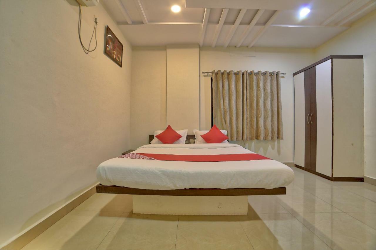 Oyo 35538 Hotel Risha Chandrapur Ngoại thất bức ảnh