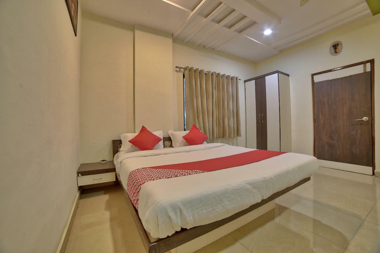 Oyo 35538 Hotel Risha Chandrapur Ngoại thất bức ảnh